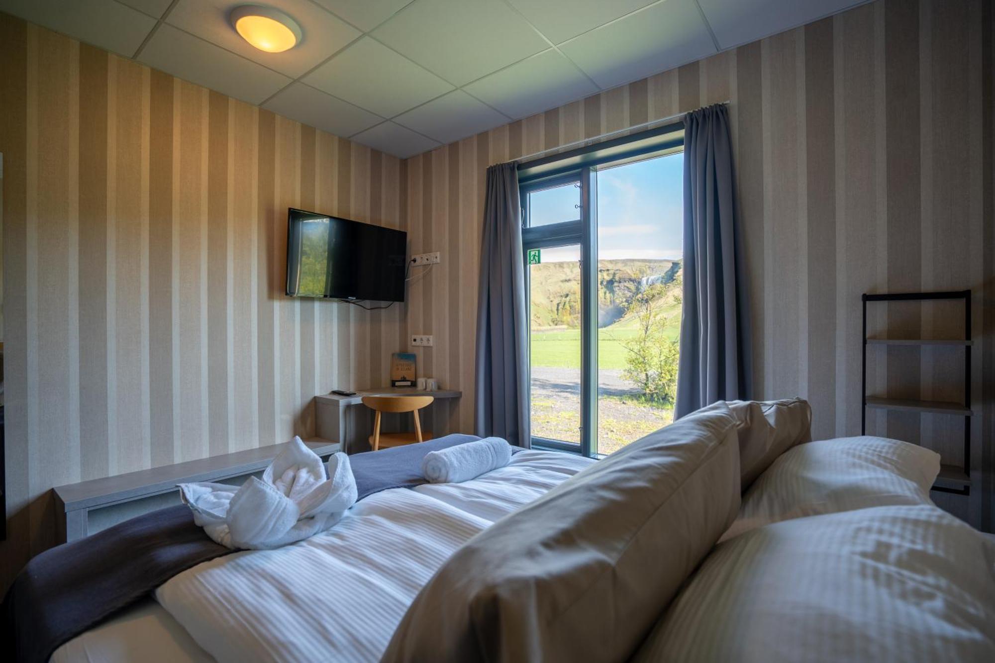 Hotel Skogafoss By Ej 2*
